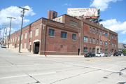 2130 CLYBOURN AVE, a Other Vernacular industrial bldg/manufacturing facility, built in Milwaukee, Wisconsin in 1920.
