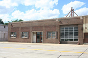 2440 W CLYBOURN AVE, a Astylistic Utilitarian Building industrial bldg/manufacturing facility, built in Milwaukee, Wisconsin in 1925.
