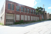 2203 W MICHIGAN ST, a Other Vernacular industrial bldg/manufacturing facility, built in Milwaukee, Wisconsin in 1920.