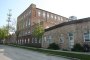 3059 N. Weil St, a Astylistic Utilitarian Building industrial bldg/manufacturing facility, built in Milwaukee, Wisconsin in 1940.