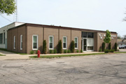 910 E Vienna St, a Contemporary industrial building, built in Milwaukee, Wisconsin in 1955.