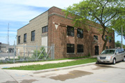 657 S 72nd St 657 S 72nd St, a industrial bldg/manufacturing facility, built in Milwaukee, Wisconsin in 1940.