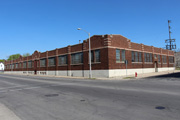 3212 W CENTER ST, a Astylistic Utilitarian Building industrial bldg/manufacturing facility, built in Milwaukee, Wisconsin in 1920.