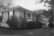 1221 SHERMAN AVE, a NA (unknown or not a building) apartment/condominium, built in Madison, Wisconsin in 1954.