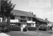 1004 SHERMAN AVE, a Prairie School house, built in Madison, Wisconsin in 1913.