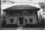 2021 VAN HISE AVE, a Prairie School house, built in Madison, Wisconsin in 1911.