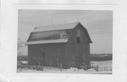 NERIKE RD, S SIDE, .1 M E OF COUNTY HIGHWAY SS, a Astylistic Utilitarian Building barn, built in Maiden Rock, Wisconsin in .