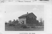 HERITAGE HILL STATE PARK, a Side Gabled house, built in Allouez, Wisconsin in 1872.