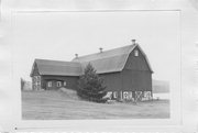 END OF BONNIE VIEW RD OFF STATE HIGHWAY 70, ON SHORE OF KEYES LAKE, a Astylistic Utilitarian Building barn, built in Florence, Wisconsin in 1910.