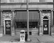 202-204 S MAIN ST, a Neoclassical/Beaux Arts post office, built in Medford, Wisconsin in 1912.