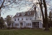 812 W 5TH ST, a Colonial Revival/Georgian Revival house, built in Marshfield, Wisconsin in 1918.