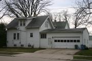 522 NEW YORK AVE, a Front Gabled house, built in Oshkosh, Wisconsin in 1910.