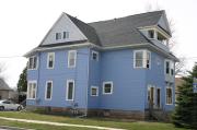 623-623A E IRVING AVE, a Queen Anne house, built in Oshkosh, Wisconsin in .
