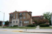 425 S MONROE AVE, a Spanish/Mediterranean Styles apartment/condominium, built in Green Bay, Wisconsin in 1931.