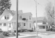 118 N WASHINGTON ST, a Queen Anne house, built in Watertown, Wisconsin in 1905.