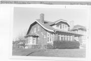 2607 N GRANT BLVD, a Bungalow house, built in Milwaukee, Wisconsin in 1920.
