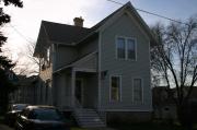 527 MADISON ST, a Cross Gabled, built in Oshkosh, Wisconsin in 1900.