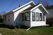 1250 LIBERTY ST, a Bungalow house, built in Oshkosh, Wisconsin in 1915.