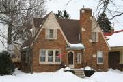 460 MELVIN AVE, a English Revival Styles house, built in Racine, Wisconsin in 1930.