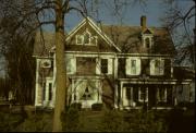 204 MIDDLETON ST, a Colonial Revival/Georgian Revival house, built in Leon, Wisconsin in 1860.