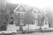 806-814 E KILBOURN AVE, a Craftsman apartment/condominium, built in Milwaukee, Wisconsin in 1983.