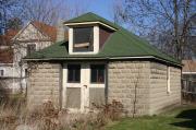 1302 ELMWOOD AVE, a Dutch Colonial Revival house, built in Oshkosh, Wisconsin in 1915.