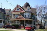 535, 535A ALGOMA BLVD, a Queen Anne house, built in Oshkosh, Wisconsin in 1895.