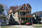 535, 535A ALGOMA BLVD, a Queen Anne house, built in Oshkosh, Wisconsin in 1895.
