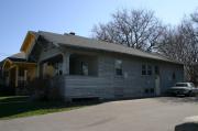 414 WISCONSIN ST 414 WISCONSIN ST, a Craftsman house, built in Oshkosh, Wisconsin in 1920.