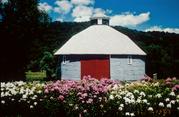 11314 COUNTY HIGHWAY P, a centric barn, built in Clinton, Wisconsin in 1914.