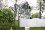 1705 OSHKOSH AVE, a Queen Anne house, built in Oshkosh, Wisconsin in 1910.