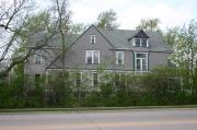 1705 OSHKOSH AVE, a Queen Anne house, built in Oshkosh, Wisconsin in 1910.