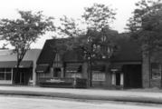 829 E WASHINGTON AVE, a English Revival Styles retail building, built in Madison, Wisconsin in 1924.