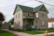 233 W 11TH AVE, a Queen Anne house, built in Oshkosh, Wisconsin in 1890.