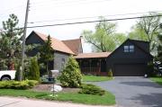 2346 HICKORY LN, a Gabled Ell house, built in Oshkosh, Wisconsin in 1920.