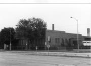 1001-1009 E WASHINGTON AVE 1001-1009 E WASHINGTON AVE, a Twentieth Century Commercial warehouse, built in Madison, Wisconsin in 1914.