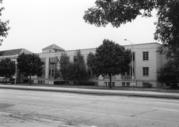 1245 E WASHINGTON AVE, a Contemporary large office building, built in Madison, Wisconsin in 1946.