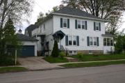 1202 OHIO ST 1202 OHIO ST, a American Foursquare house, built in Oshkosh, Wisconsin in 1900.