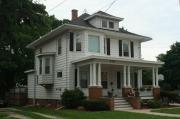 415 N CHURCH ST, a American Foursquare house, built in Watertown, Wisconsin in 1910.