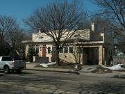 616 - 618 DOUSMAN ST, a Craftsman house, built in Green Bay, Wisconsin in 1909.