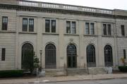 219 WASHINGTON AVE, a Neoclassical/Beaux Arts post office, built in Oshkosh, Wisconsin in 1929.