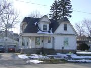 118 N WASHINGTON ST, a Queen Anne house, built in Watertown, Wisconsin in 1905.