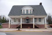 3 W BAYFIELD ST 3 W BAYFIELD ST, a Dutch Colonial Revival recreational building/gymnasium, built in Washburn, Wisconsin in 1918.