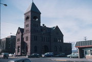 601 W 2ND ST (aka MAIN ST W), a Romanesque Revival post office, built in Ashland, Wisconsin in 1892.