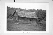 UNNAMED RD, N SIDE, .7 MI E OF STATE HIGHWAY 112, S OF DEER CREEK, a Side Gabled house, built in White River, Wisconsin in .