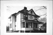 609 CHAPPLE AVE, a American Foursquare house, built in Ashland, Wisconsin in 1904.