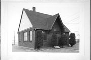 601 LAKE SHORE DR W, a Side Gabled small office building, built in Ashland, Wisconsin in 1931.