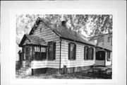 620 VAUGHN AVE, a Front Gabled house, built in Ashland, Wisconsin in .