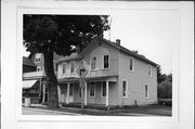21 N 1ST ST, a Gabled Ell house, built in Bayfield, Wisconsin in 1887.