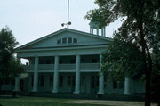 CA. 1600 E SHORE DRIVE, a Colonial Revival/Georgian Revival bath house, built in Green Bay, Wisconsin in 1909.